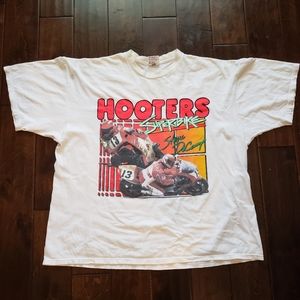 HOOTERS Racing Steve Decamp t-shirt XXL